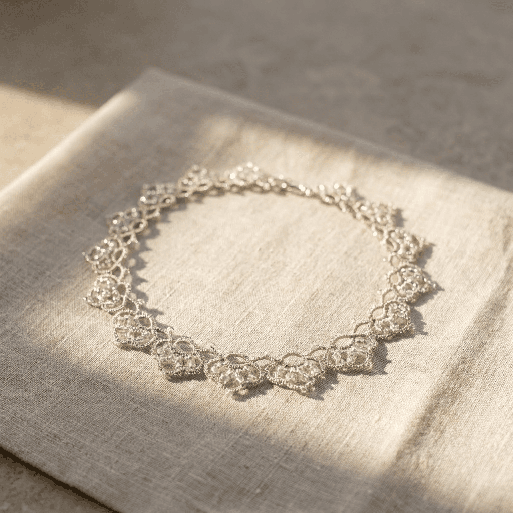 Кружевное колье в технике фриволите с бисером - Product shots