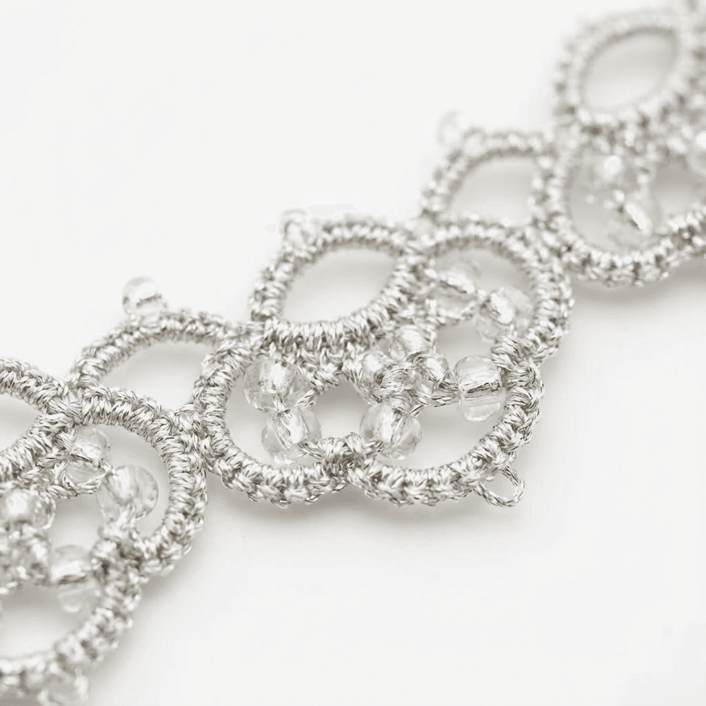 Ажурное колье чокер в технике фриволите - Product shots