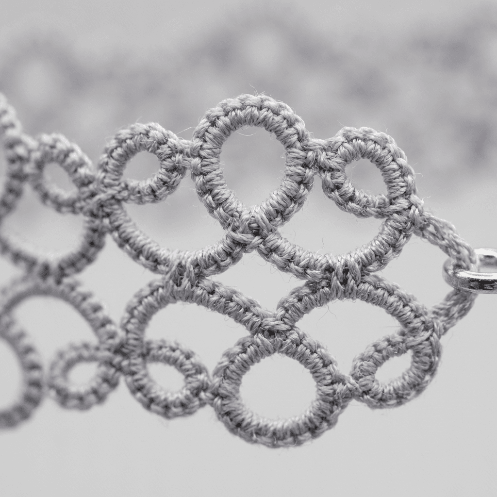 Кружевной чокер колье в технике фриволите - Product shots